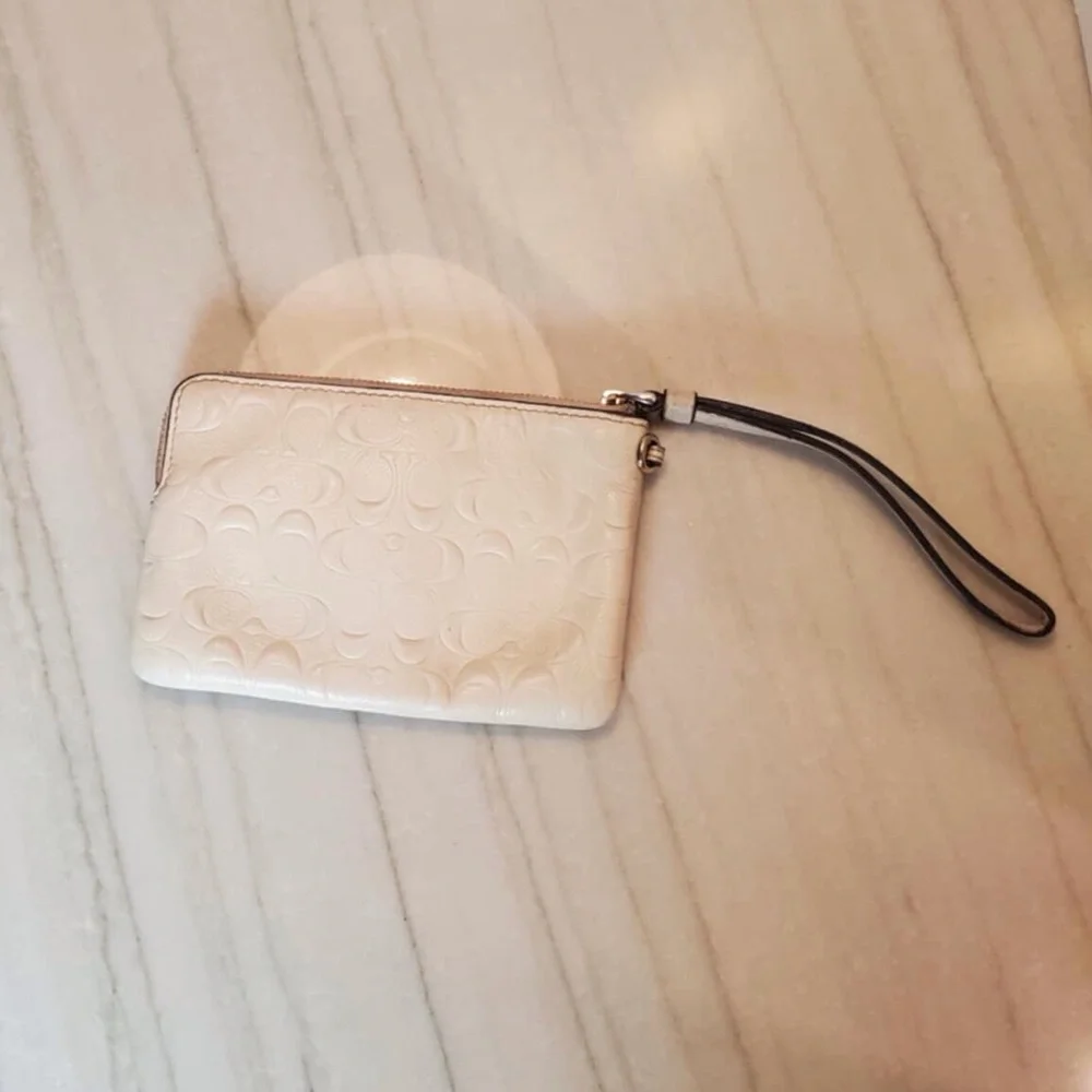 Coach Corner Zip Signature Embossed Wristlet Cream with Gold-tone Hardware
